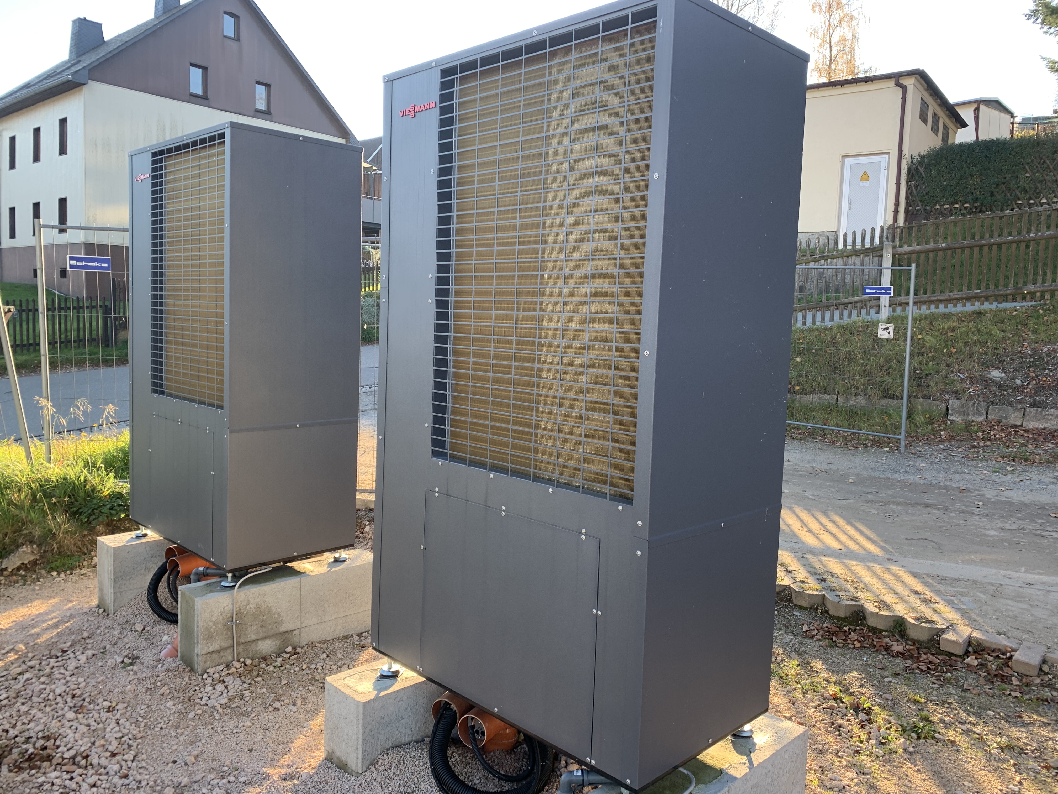 Wärmepumpe von hinten