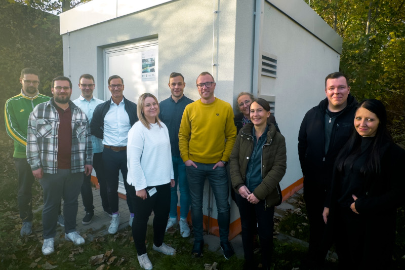 Gruppenbild eins-Mitarbeiter POP-Projekt