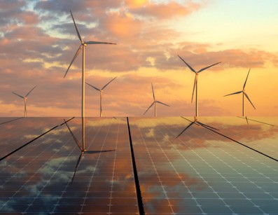 Solar- und Windkraftwerke