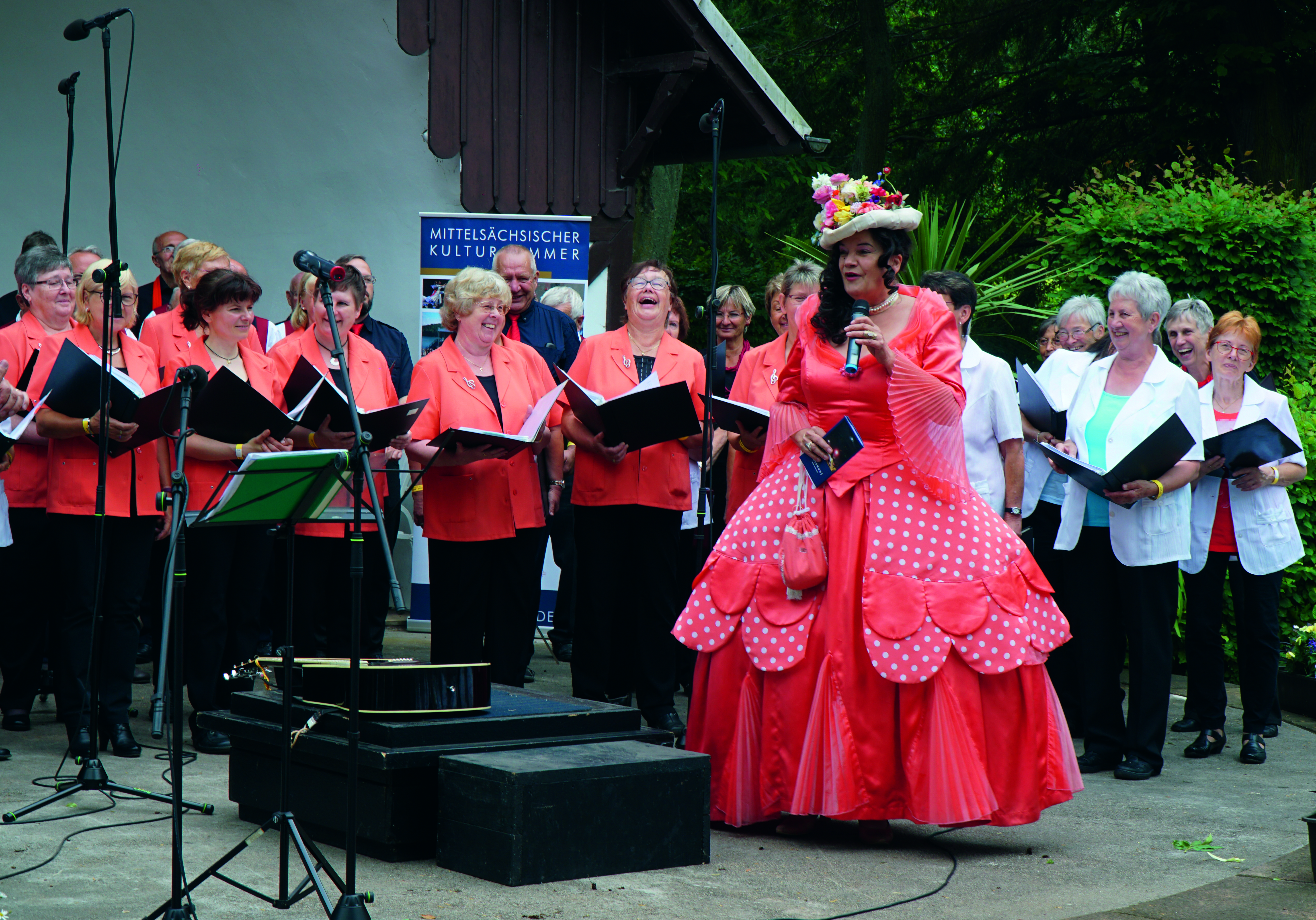 Chor im Lichtenwalder Schlosspark